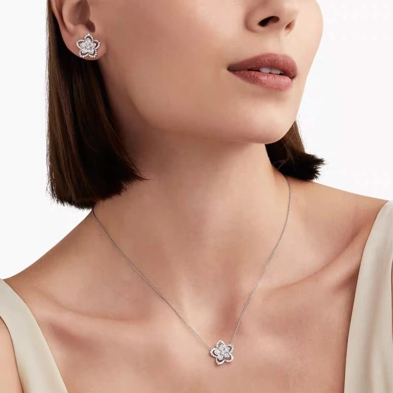 Breathable Graff Necklaces 213929