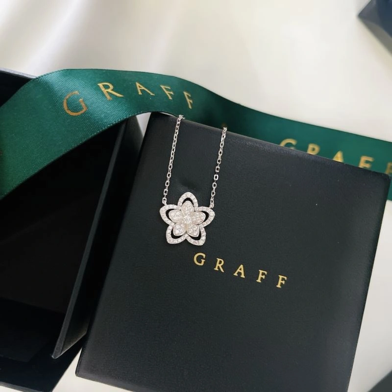 Breathable Graff Necklaces 213929