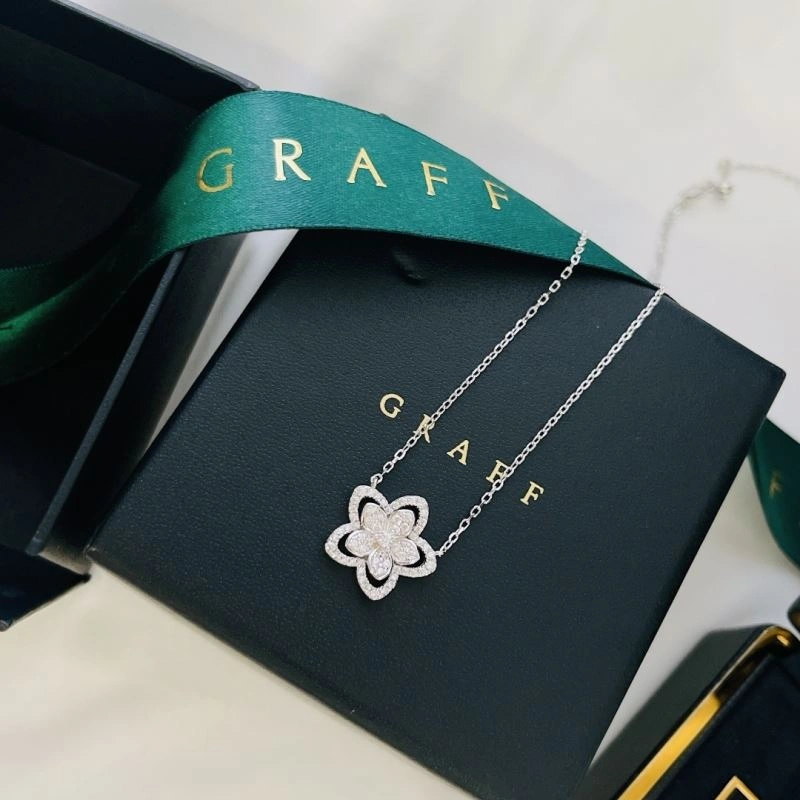 Breathable Graff Necklaces 213929
