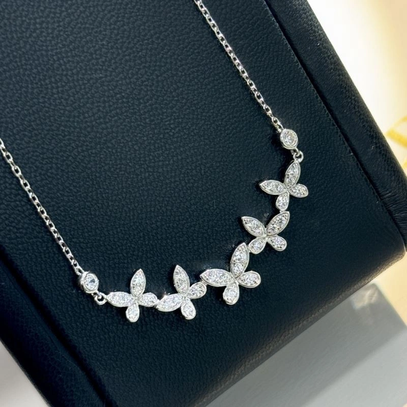Graff Necklaces UrbanChic 213920
