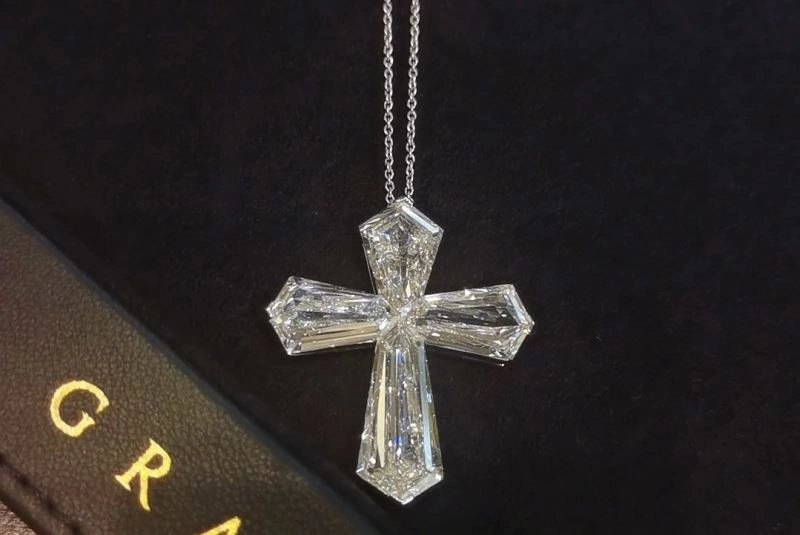 Graff Necklaces BestValue 214558