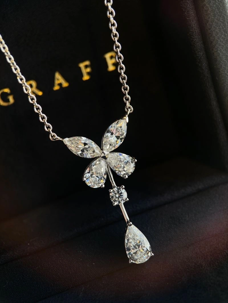 Graff Necklaces UrbanChic 214210