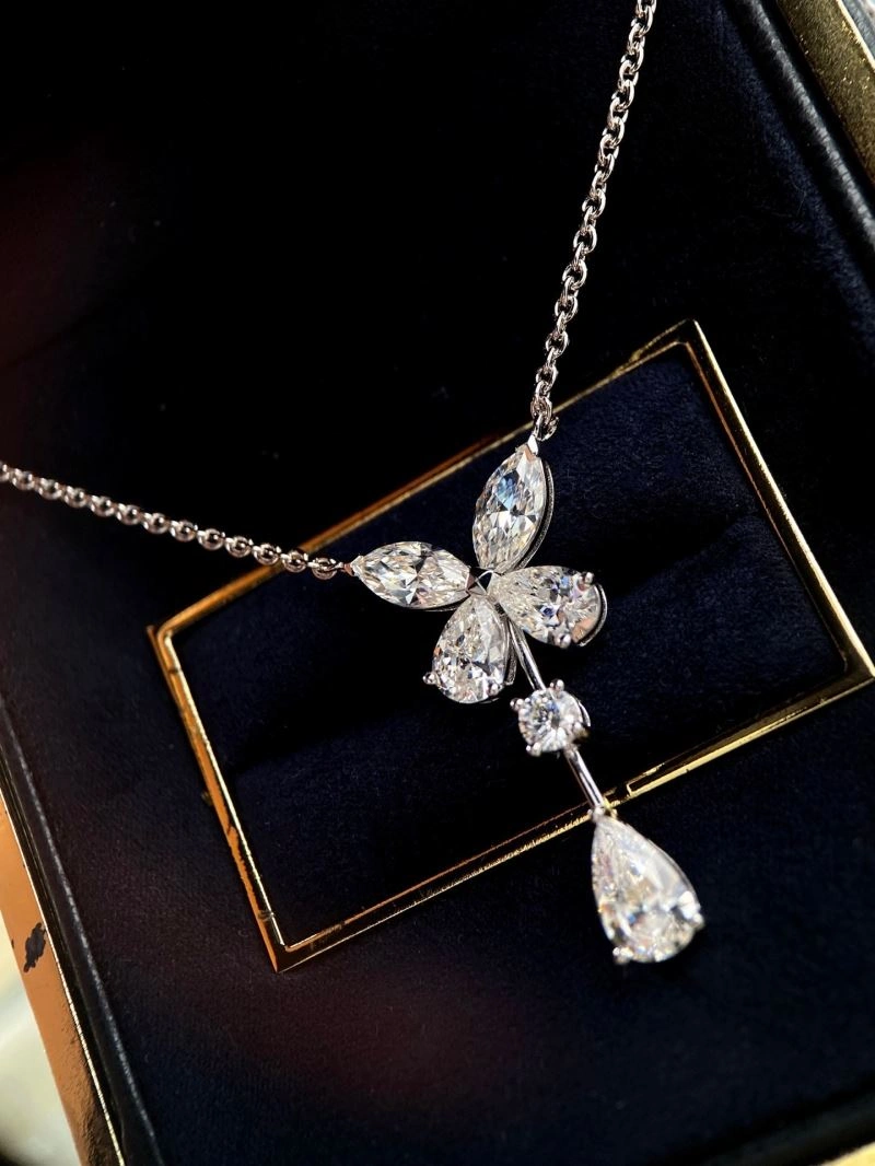 Graff Necklaces UrbanChic 214210