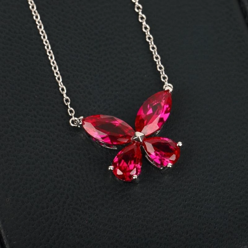 Sleek Graff Necklaces 214207