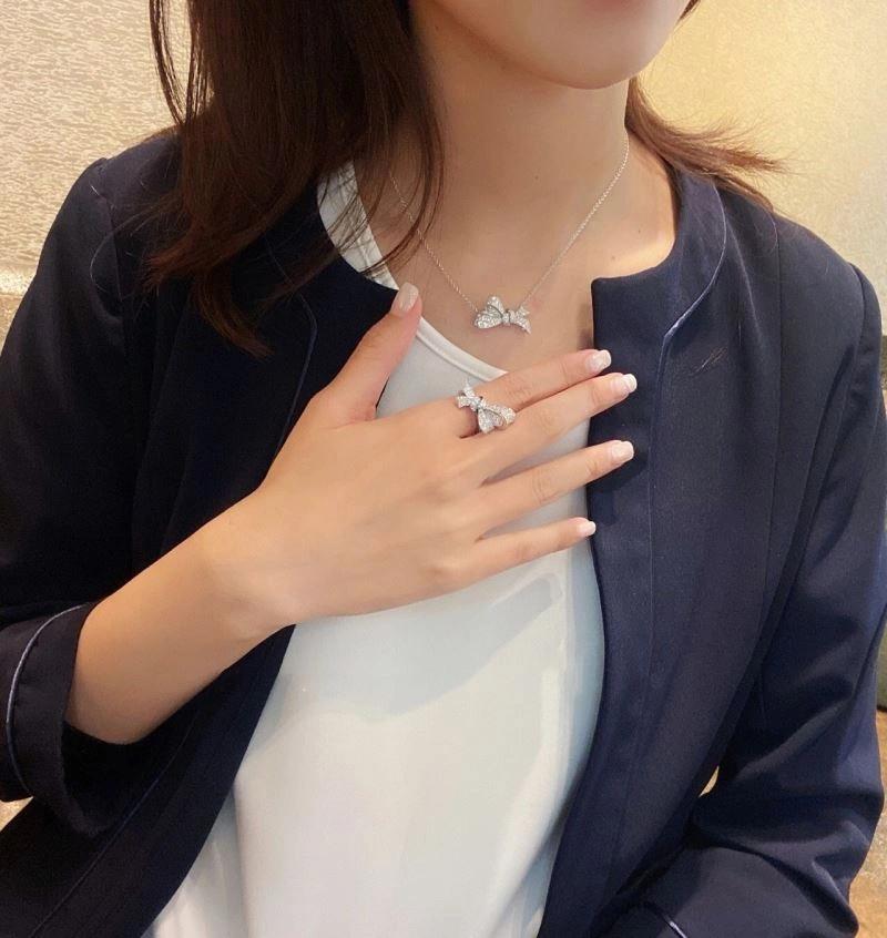 Graff Necklaces ModernLook 214219