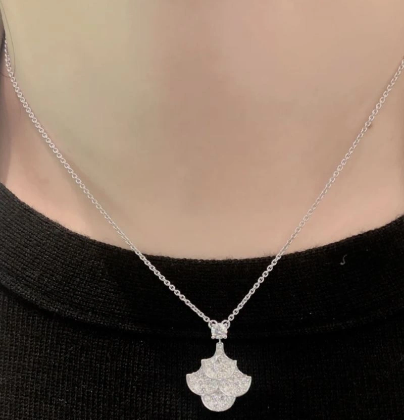 Graff Necklaces Upgraded 214208
