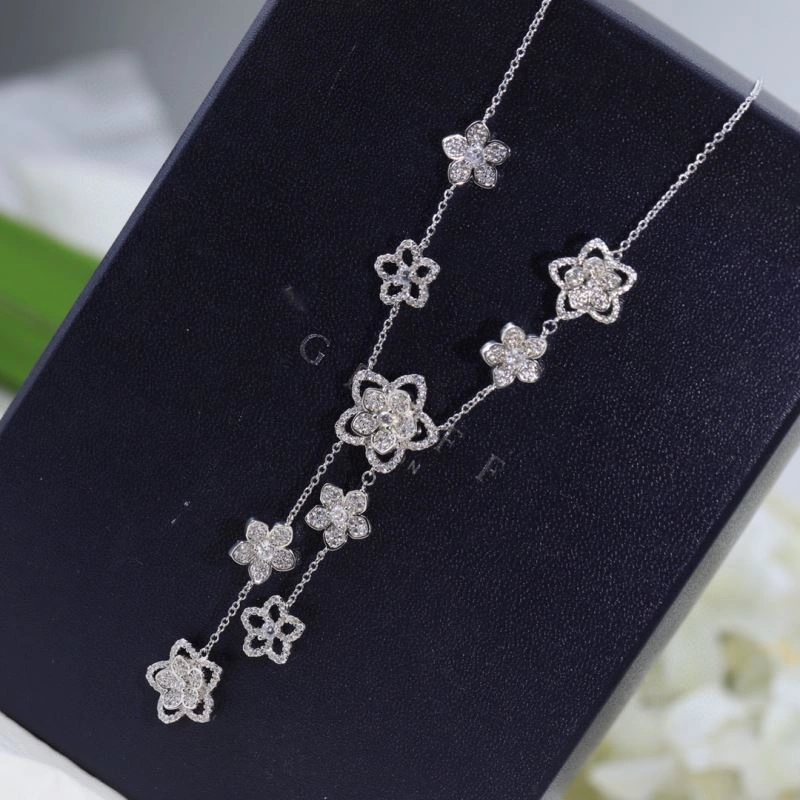 Graff Necklaces Classic 214224