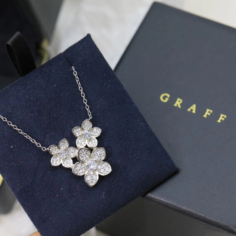 OnTrend Graff Necklaces 212025