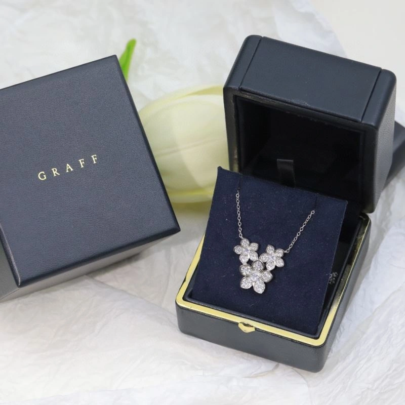 OnTrend Graff Necklaces 212025