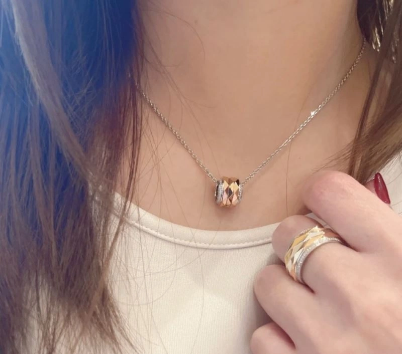 Graff Necklaces Upgraded 212017