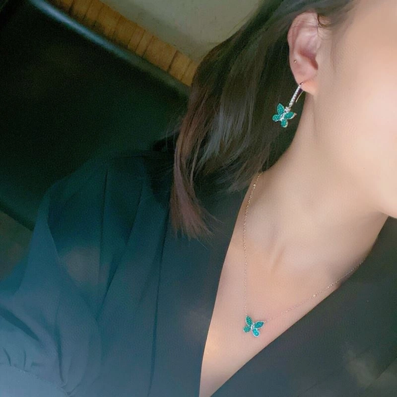 Graff Necklaces Sleek 212005