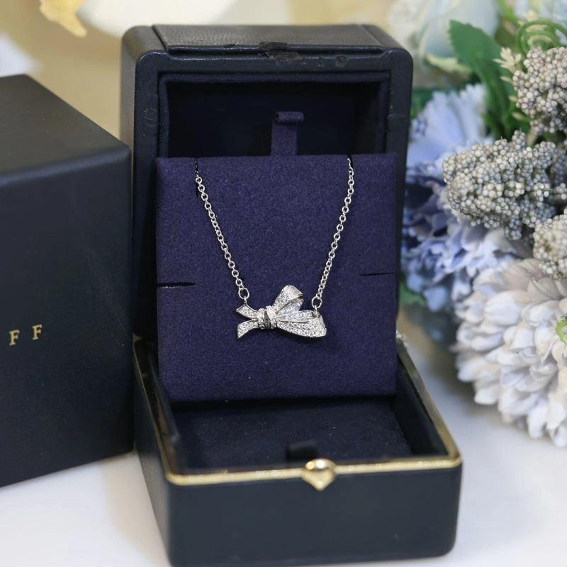Trendy Graff Necklaces 211231