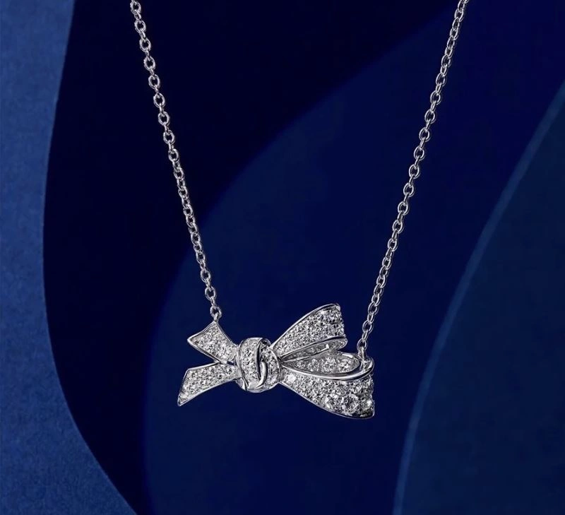 Trendy Graff Necklaces 211231