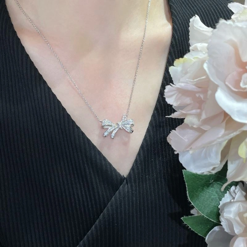 Graff Necklaces Chic 211202