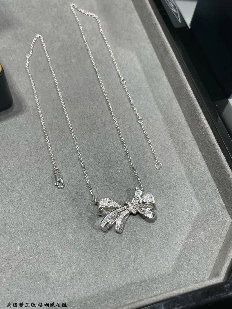Graff Necklaces Chic 211202