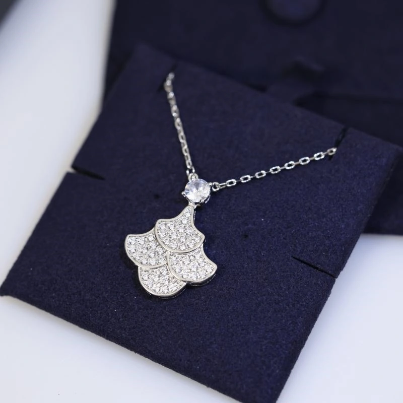 MoistureWicking Graff Necklaces 210662