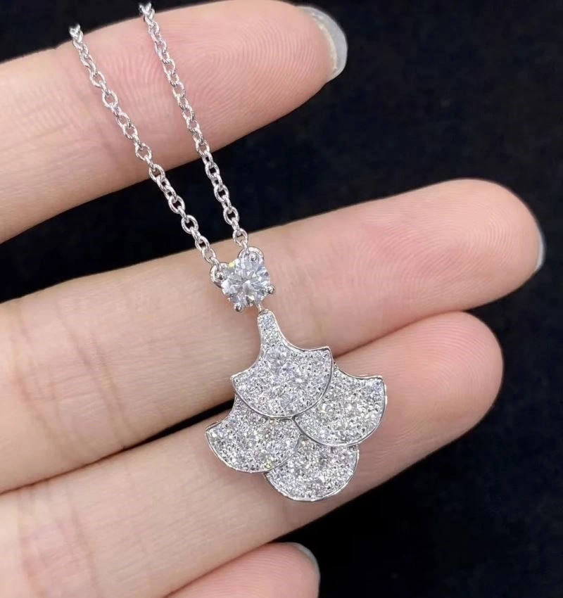 MoistureWicking Graff Necklaces 210662