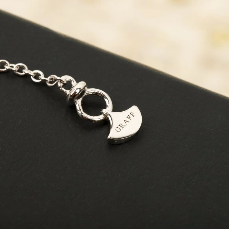 Graff Necklaces Practical 210664