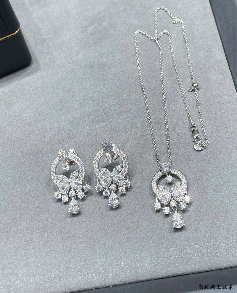 Graff Necklaces Classic 210667