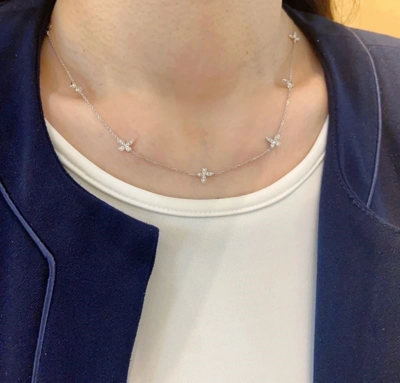 Graff Necklaces WrinkleFree 210669