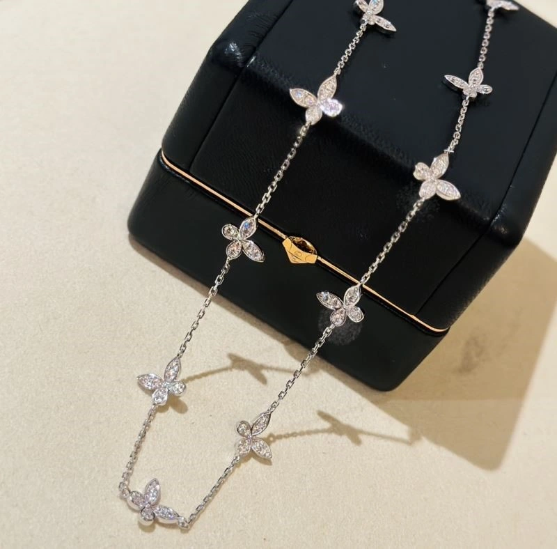 Graff Necklaces WrinkleFree 210669