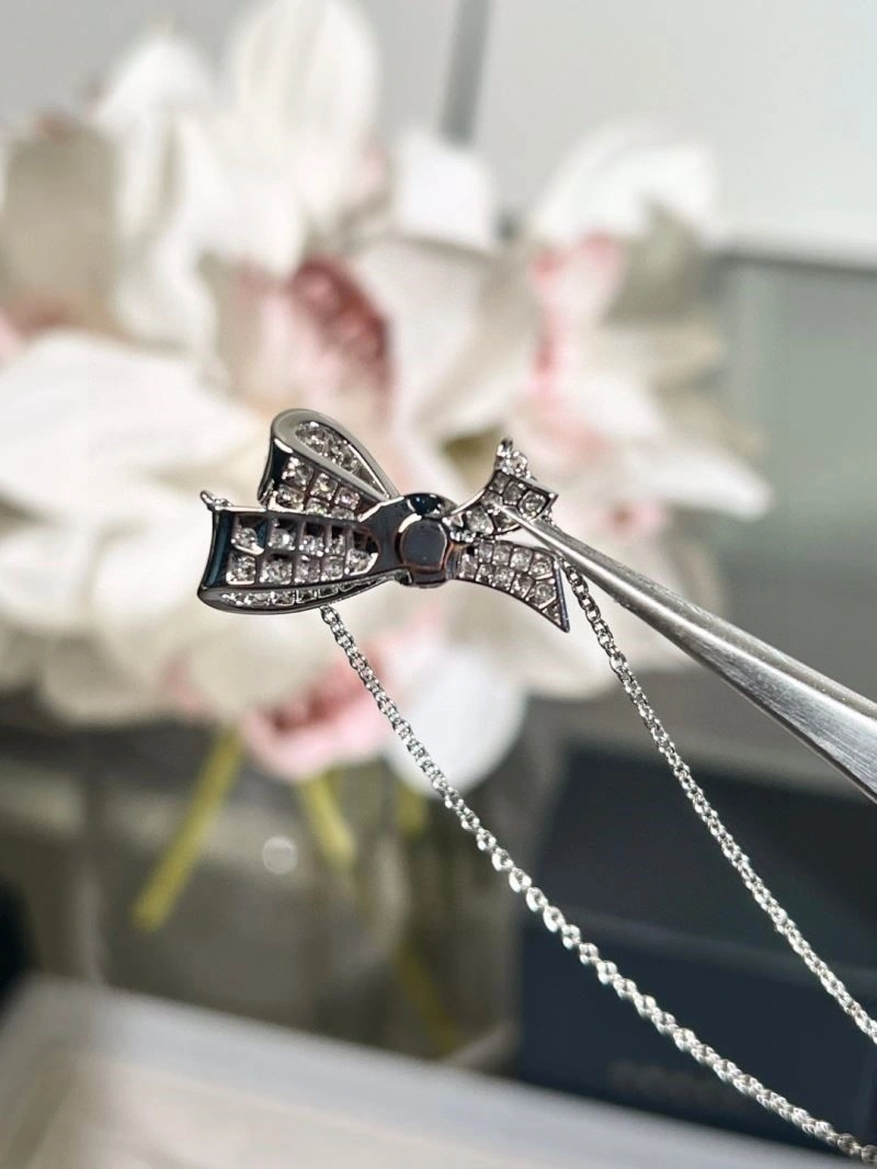 Graff Necklaces QuickDry 210661