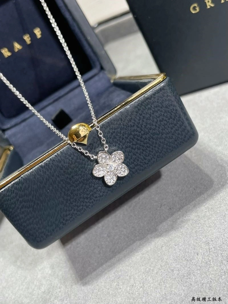 Graff Necklaces Bold 210673