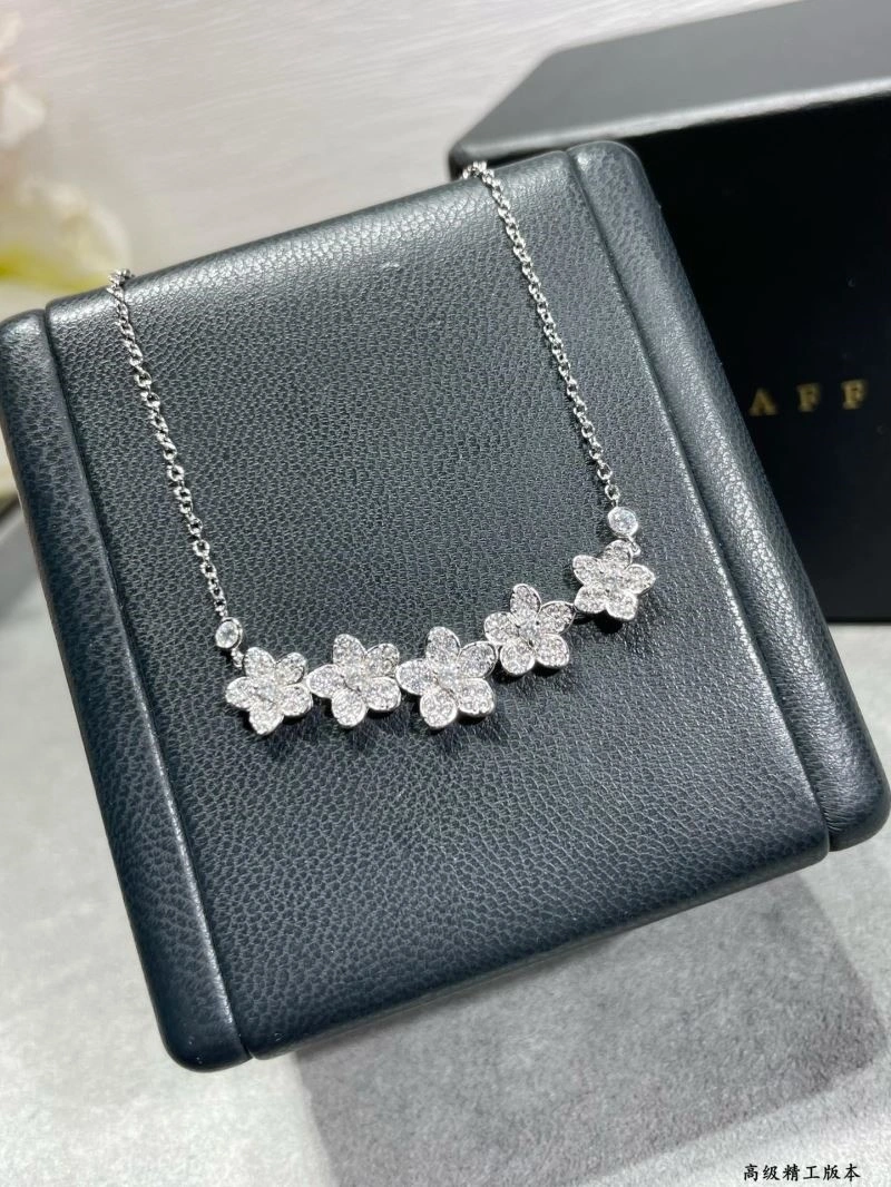Graff Necklaces AllSeason 210657
