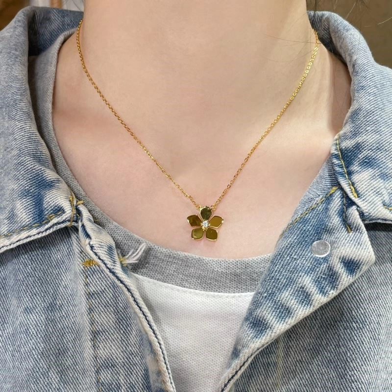Graff Necklaces BestValue 210652