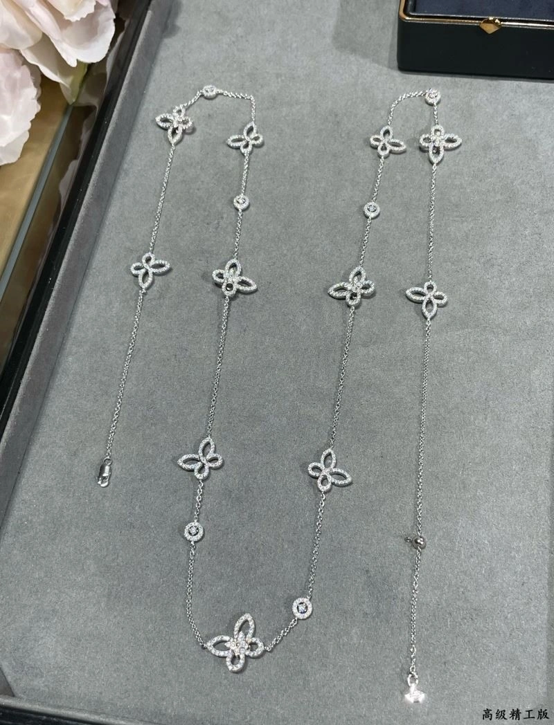 Graff Necklaces WrinkleFree 210651