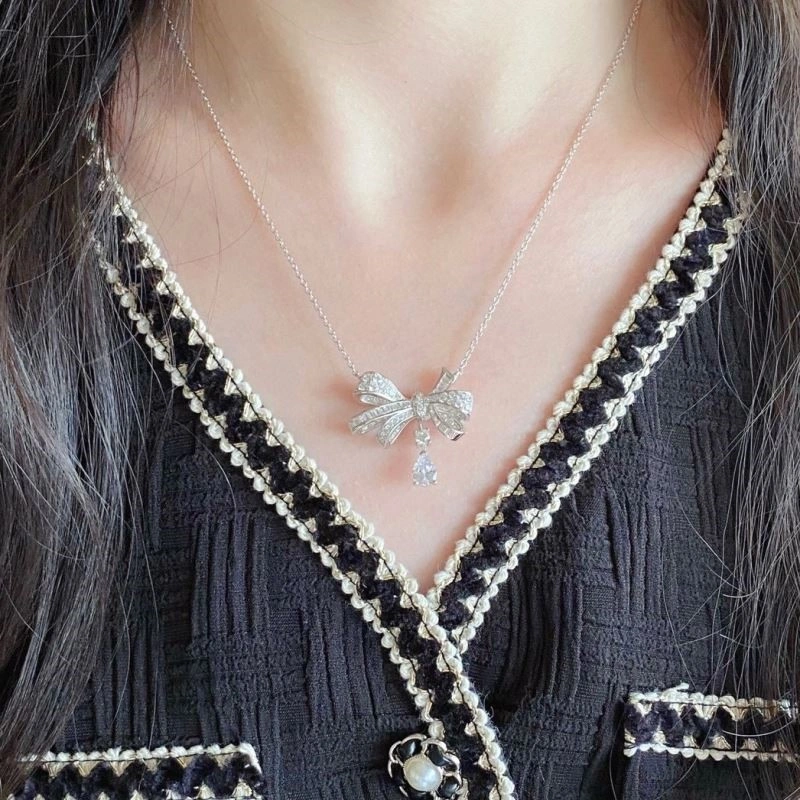 Graff Necklaces Youthful 210649