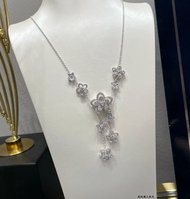 RelaxedFit Graff Necklaces 210650