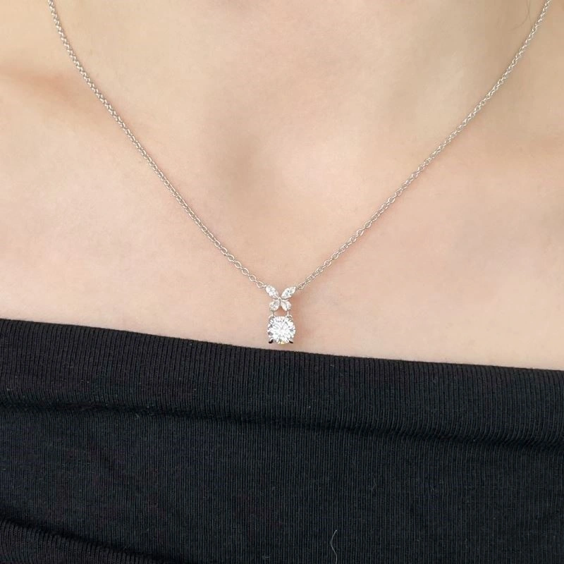 Graff Necklaces MoistureWicking 209782