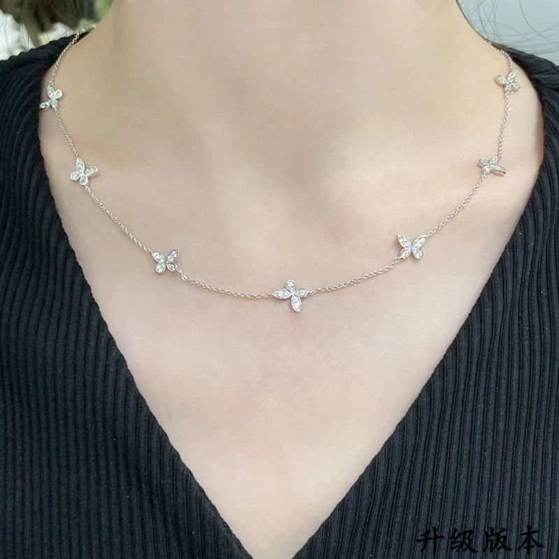 NewStyle Graff Necklaces 209257