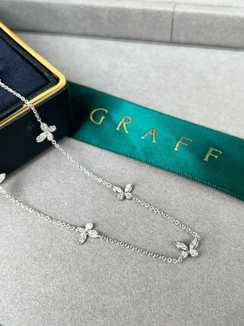 Graff Necklaces Cozy 208685