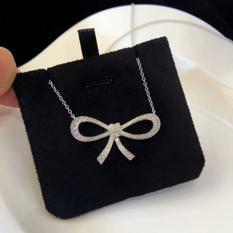 Graff Necklaces ZipUp 207951