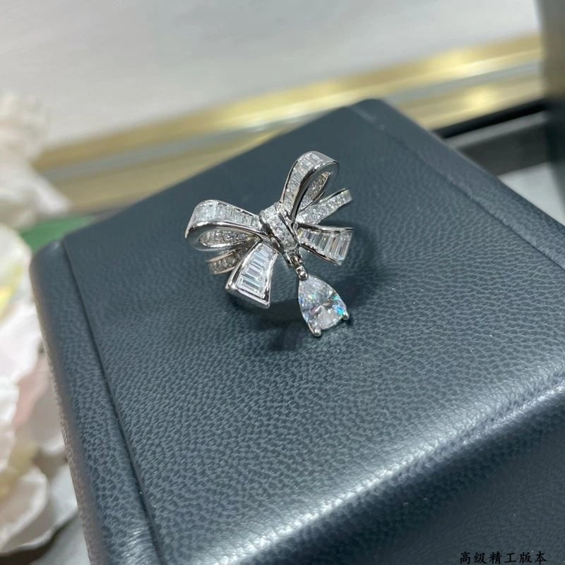 Sleek Graff Rings 210639