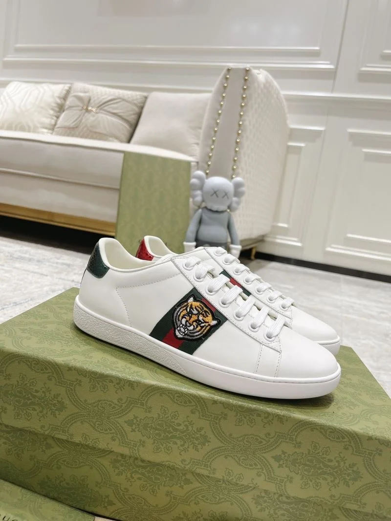 Gucci ACE Shoes Compact 24560
