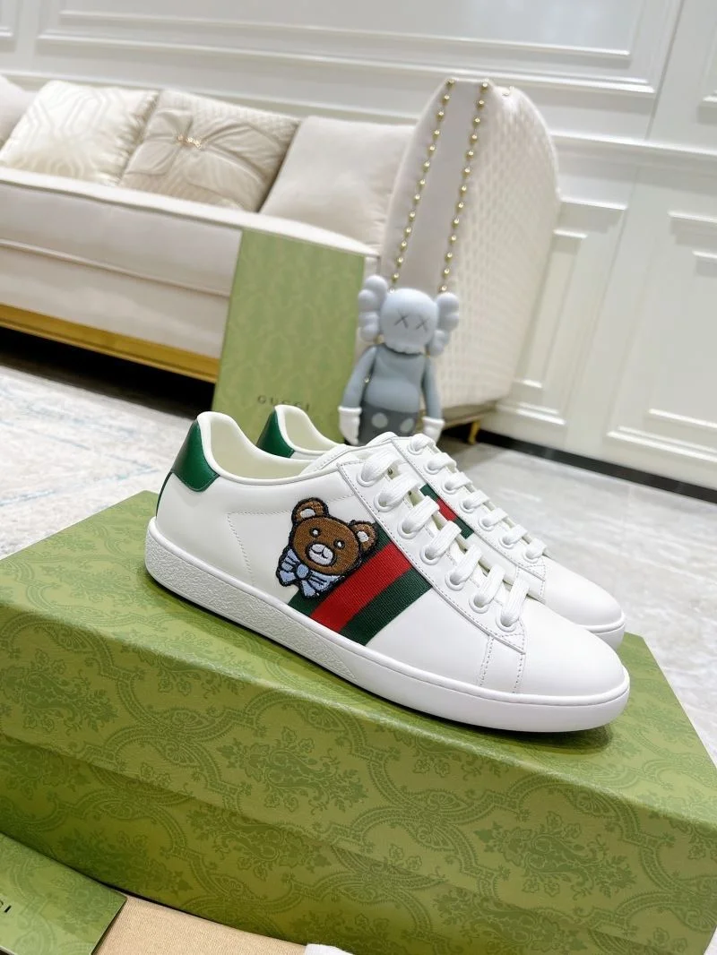 Gucci ACE Shoes Lightweight 24548