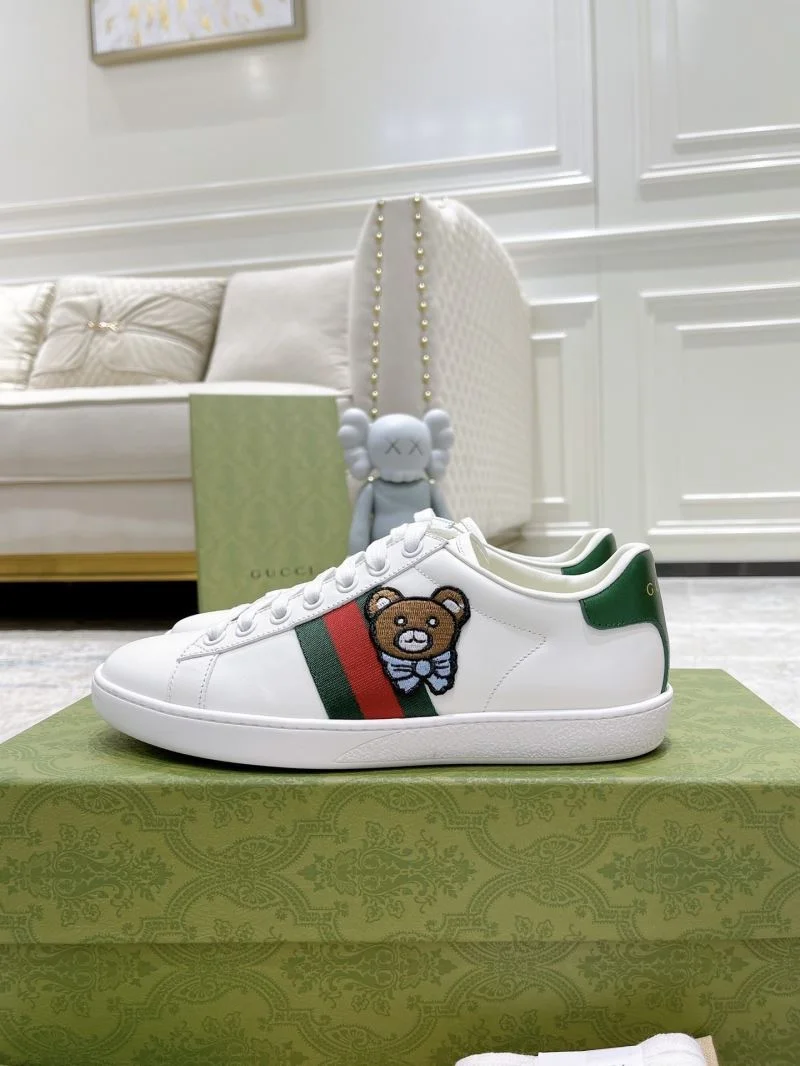 Gucci ACE Shoes Lightweight 24548