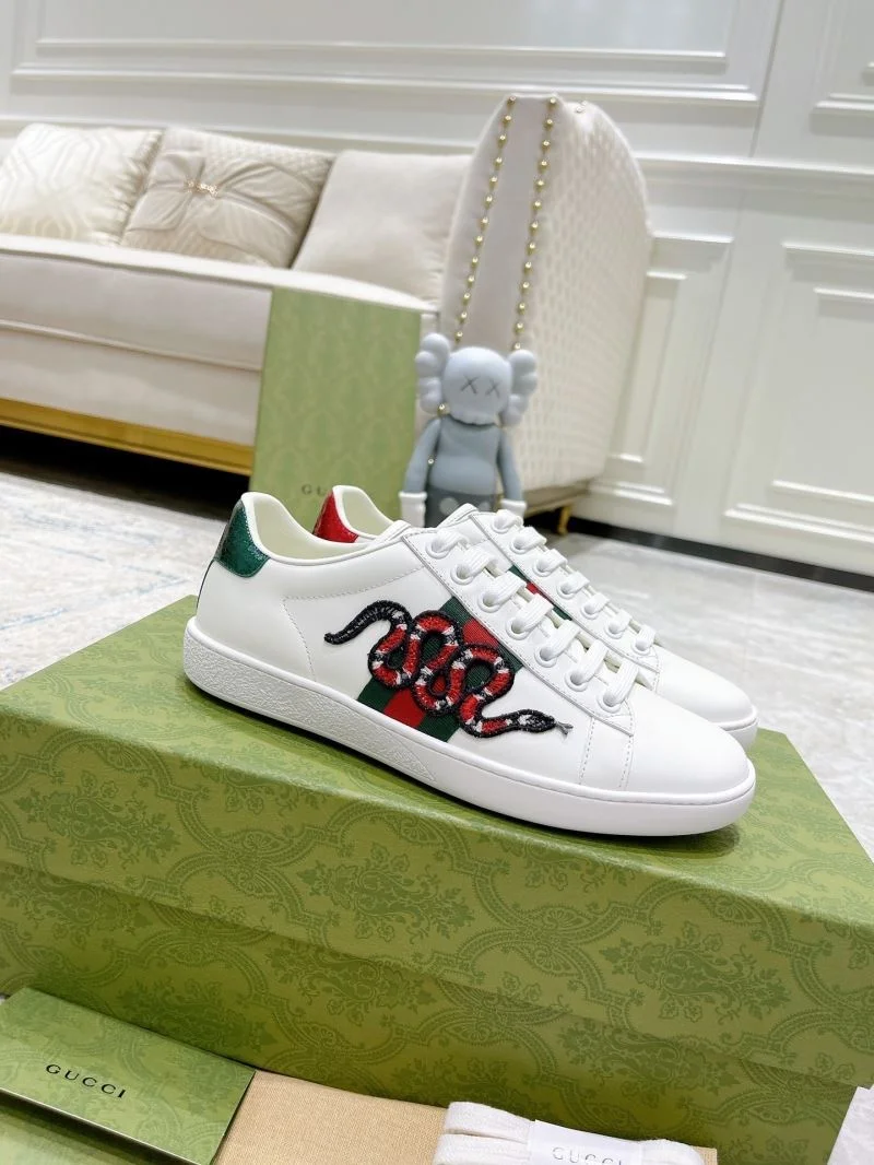 Trendsetting Gucci ACE Shoes 24603
