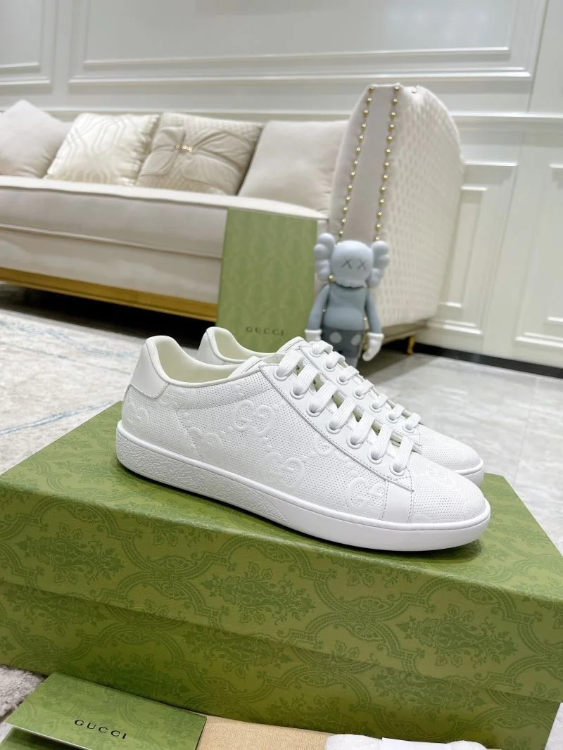 Gucci ACE Shoes Stretchable 24556