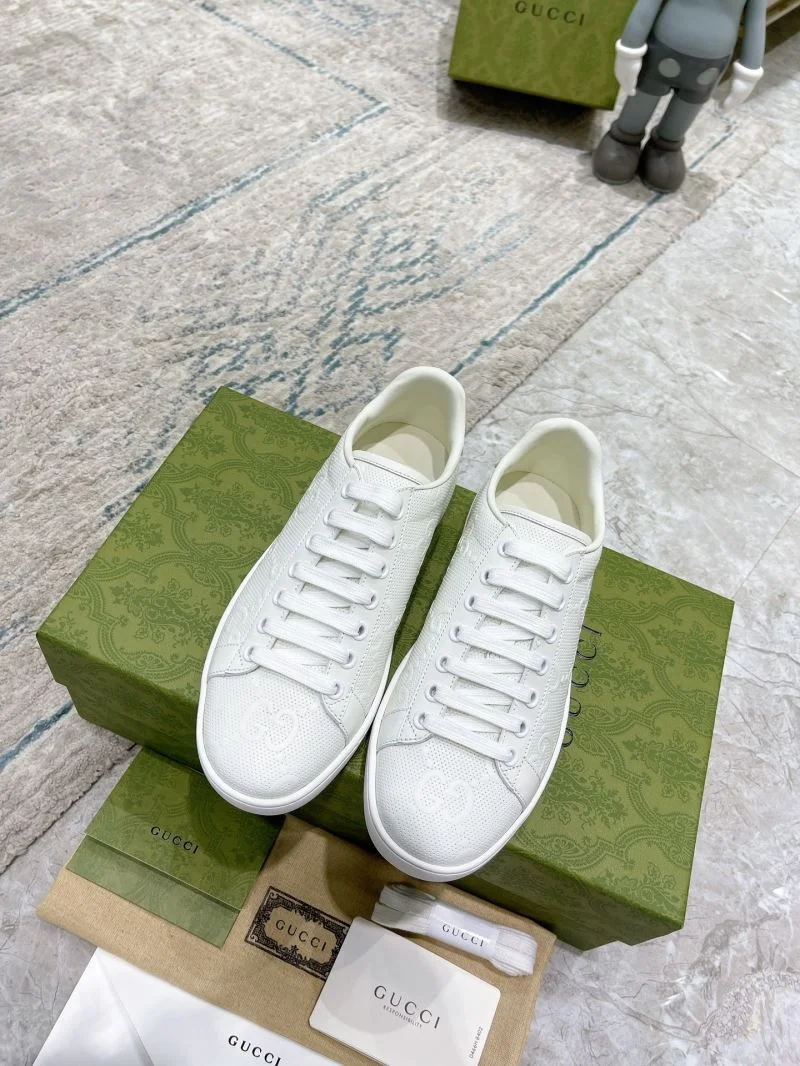 Gucci ACE Shoes Stretchable 24556