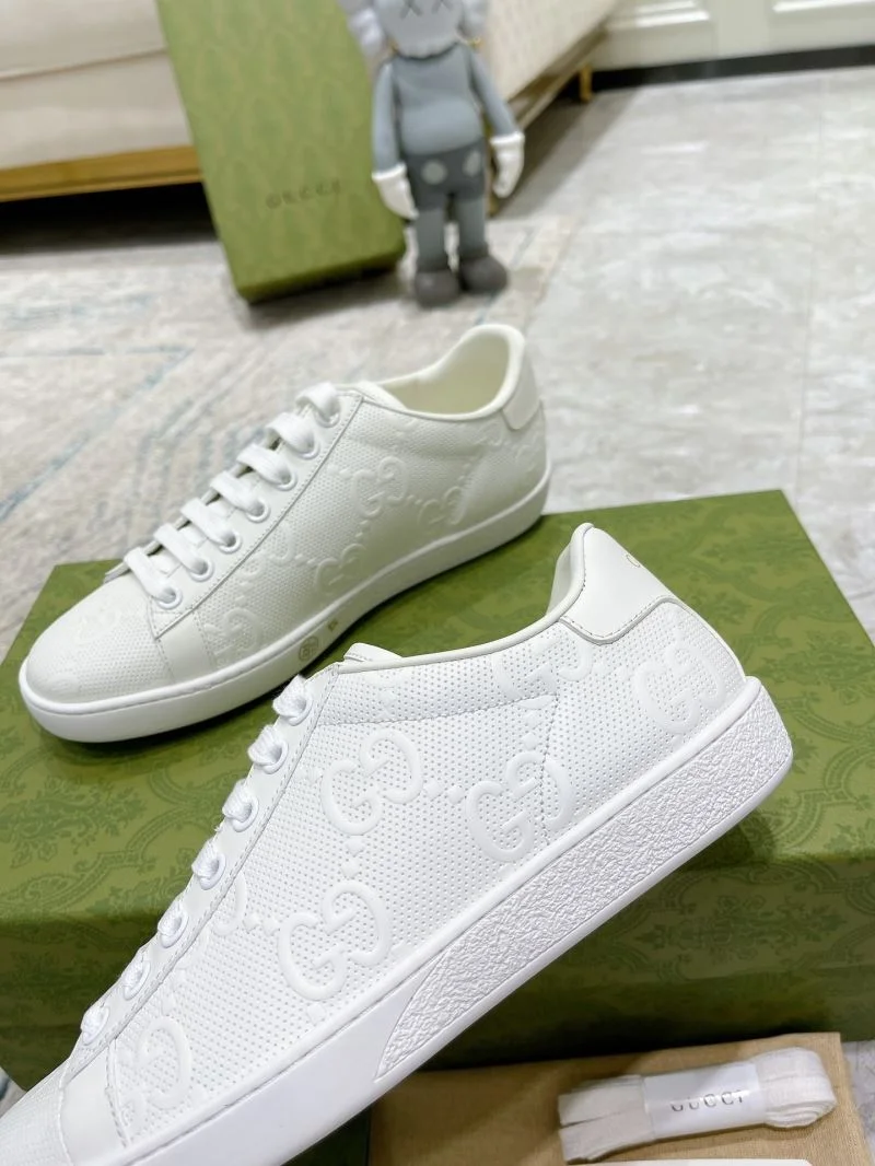 Gucci ACE Shoes Stretchable 24556