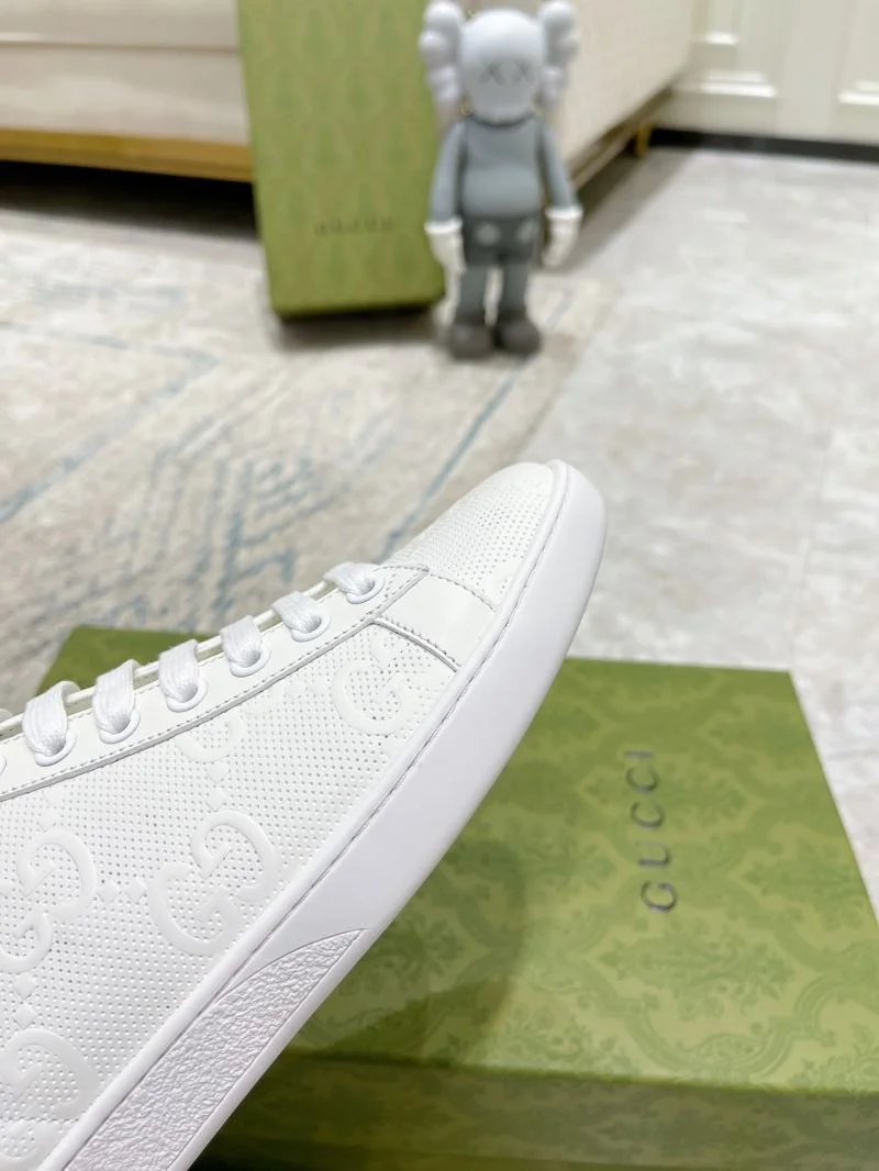 Gucci ACE Shoes Stretchable 24556