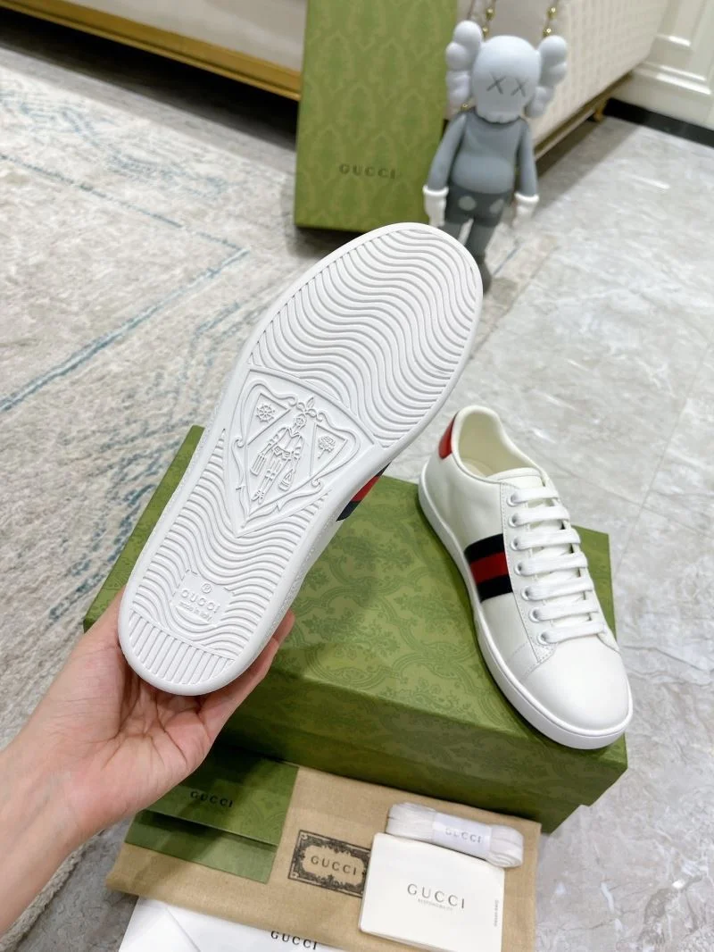 Refined Gucci ACE Shoes 24557
