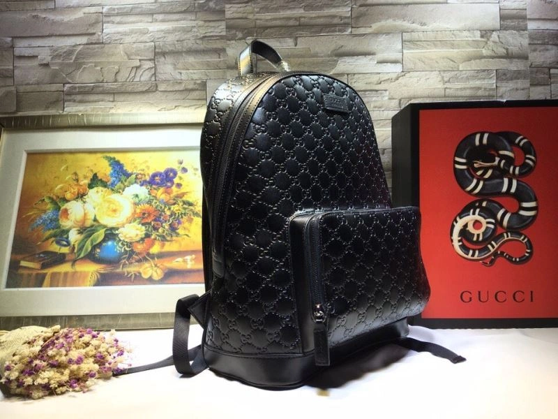 Sleek Gucci Backpacks 81540