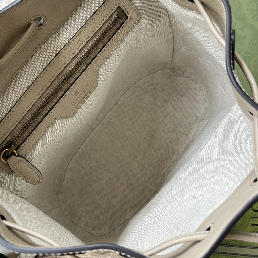 Bold Gucci Backpacks 72515