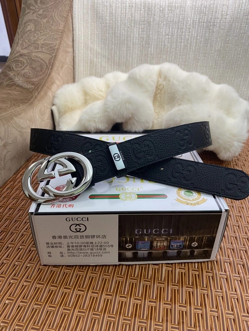 Flexible Gucci Belts 293122