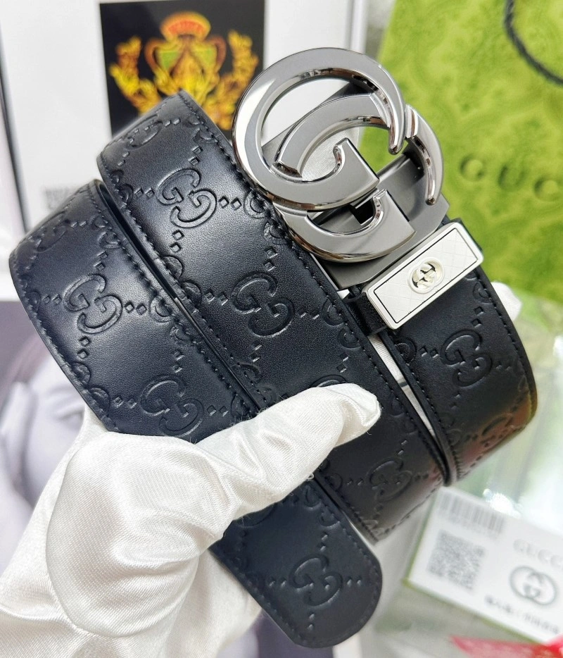 RelaxedFit Gucci Belts 293087